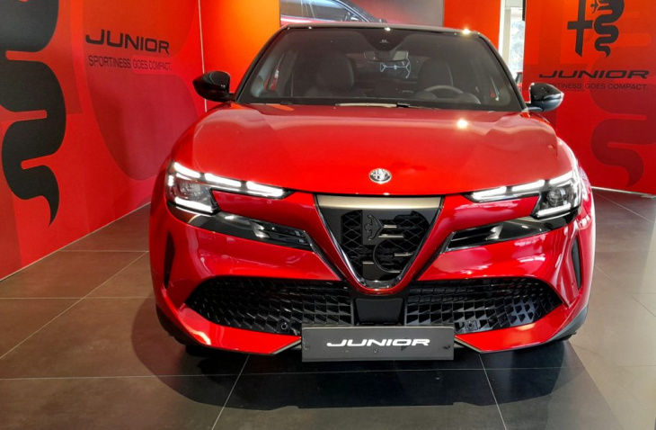 der junior: alfa romeo zeigt seinen ersten stromer