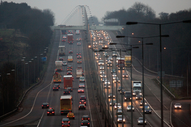 kennen sie die geschichte der autobahnen und schnellstraßen?