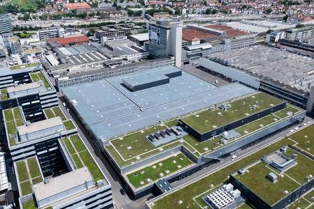 mercedes eröffnet campus für batteriezell-produktion