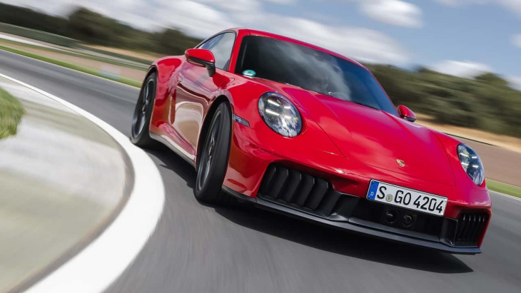 porsche 911 (2024) facelift im test: hybrid-hype oder e-kastration?