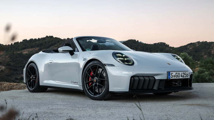 porsche 911 (2024) facelift im test: hybrid-hype oder e-kastration?