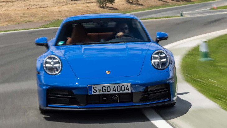 porsche 911 (2024) facelift im test: hybrid-hype oder e-kastration?