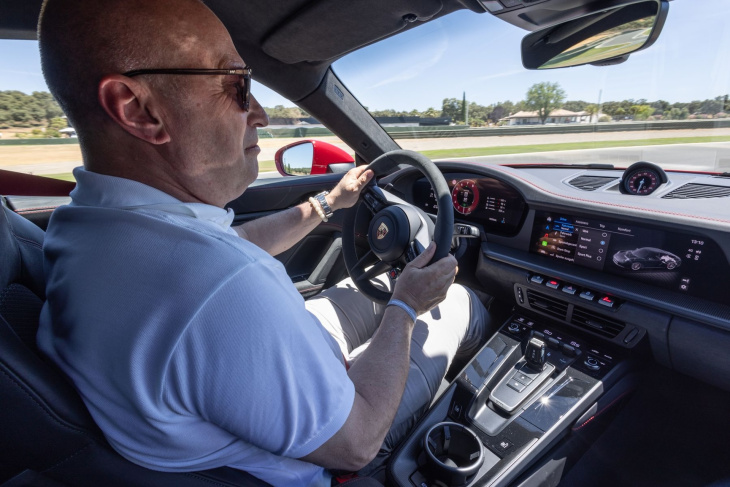 porsche 911 carrera gts t-hybrid: souverän trotz speckrolle