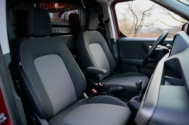 test: ford transit courier 1,5 ecoblue, der kleine riese  wird erwachsen