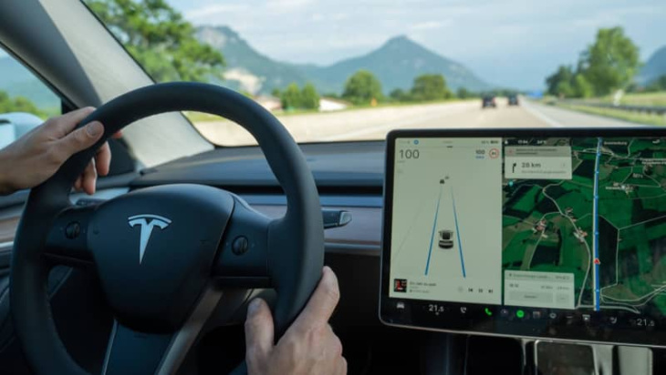 tesla-insider packen aus: beim autopilot wird geschummelt – wegen elon musk