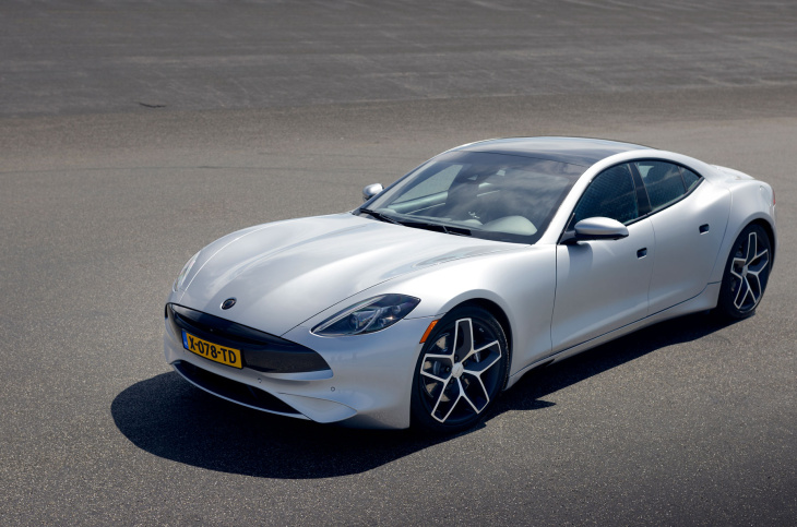 donnerstag magazin: hat tesla bei fsd-routen „nachgeholfen“? model 3 performance patzt bei den bremsen. karma revero erev hybrid kommt nach europa.