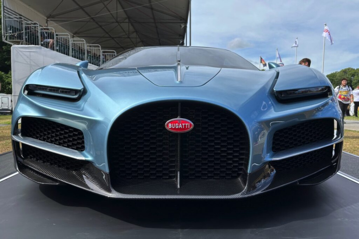 bugatti tourbillon: festival of speed mit unfassbaren 1.800 ps