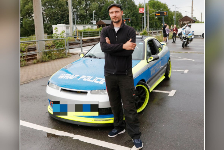 bei tuning-treffen: opel-fahrer mit polizeifolie bekommt ärger