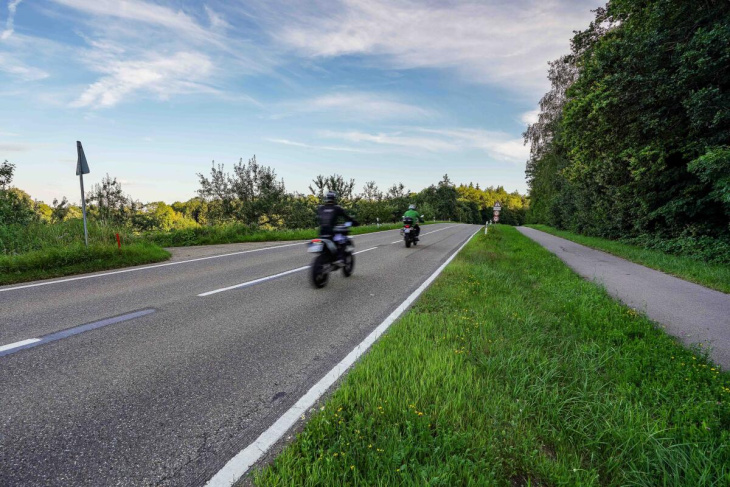 alltagskarossen, spaßmobile und exoten: diese fahrzeuge rollen durch den landkreis heidenheim