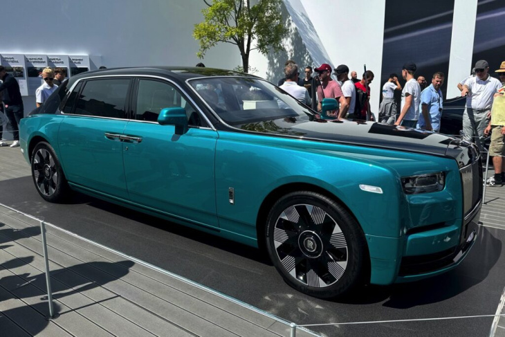 ende der fahnenstange: rolls-royce phantom ewb in diba teal