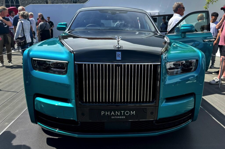 ende der fahnenstange: rolls-royce phantom ewb in diba teal