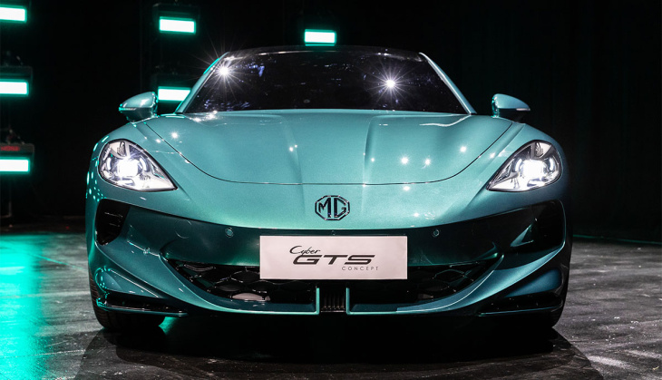 mg zeigt elektro-sportwagen cyber gts