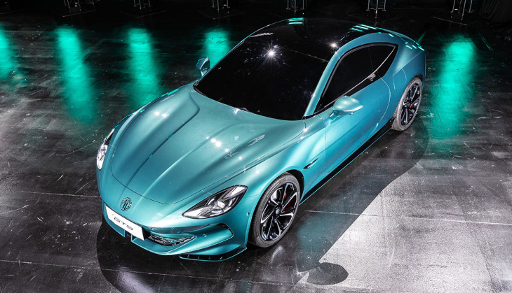 mg zeigt elektro-sportwagen cyber gts