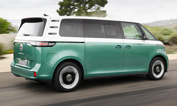 transporter, newsletter, neuheiten, elektroautos, crashtest, allradantrieb, vw id. buzz, vw bus, vw id. buzz (2022): infos, preise & varianten (lwb/cargo)