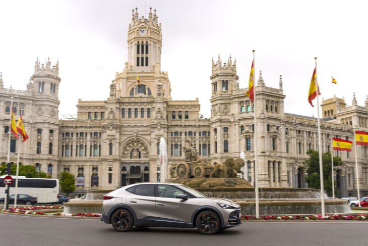 cupra tavascan: roadtrip von barcelona nach lissabon