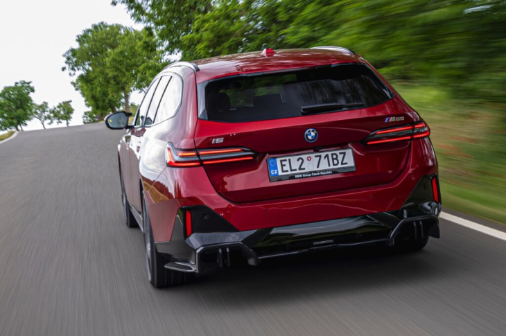 bmw i5 m60 touring: 600-ps-kombi mit m performance parts