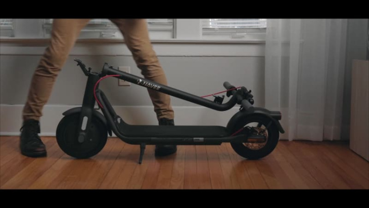 aldi verkauft e-scooter mit hoher reichweite und geheimfunktion zum sparpreis