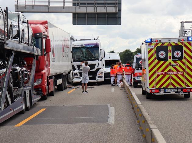 a6-vollsperrung nach unfall bei wiesloch: kilometerlanger stau richtung mannheim