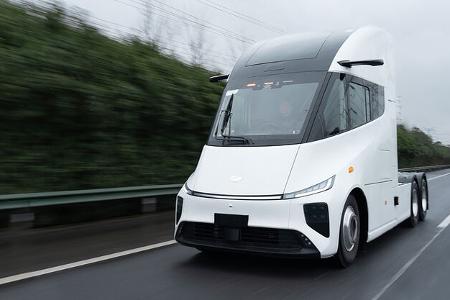 tesla semi-konkurrent