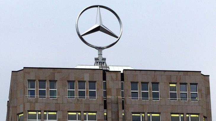 mercedes-benz: deutlich weniger autos verkauft