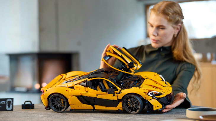 der neue lego technic mclaren p1 geht an den start