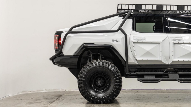 apocalypse strikeforce arnold edition: irres gmc hummer ev!