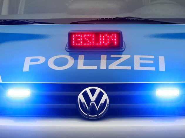 vellmar: raser überholt polizisten in zivilwagen