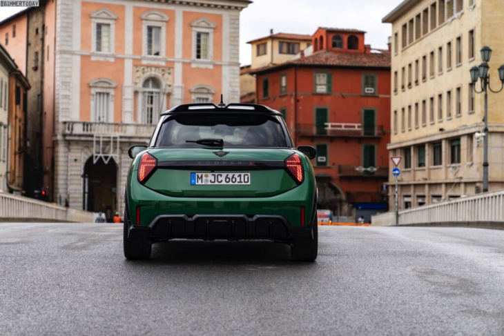 mini cooper s 2024: mehr fotos zum john cooper works-trim