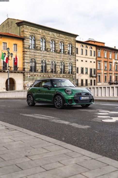 mini cooper s 2024: mehr fotos zum john cooper works-trim