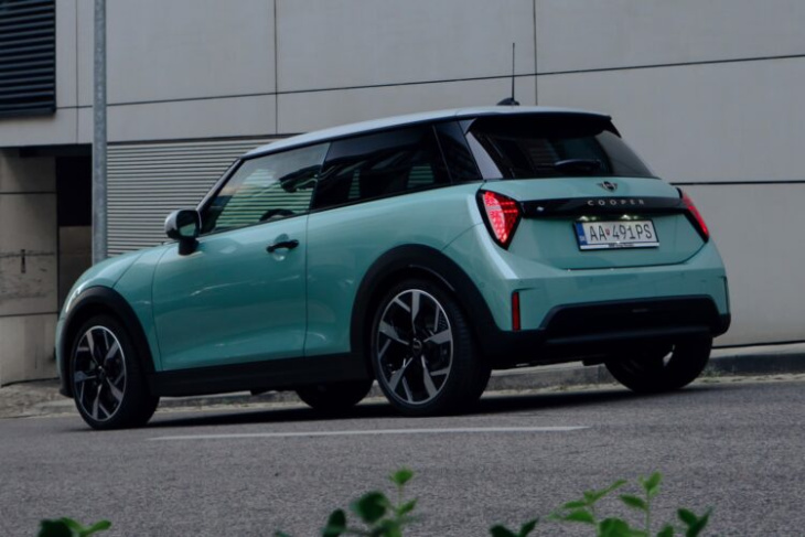 mini cooper c f66: das ist das günstigste auto der bmw group