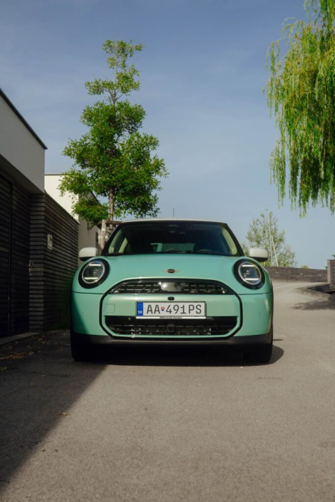 mini cooper c f66: das ist das günstigste auto der bmw group