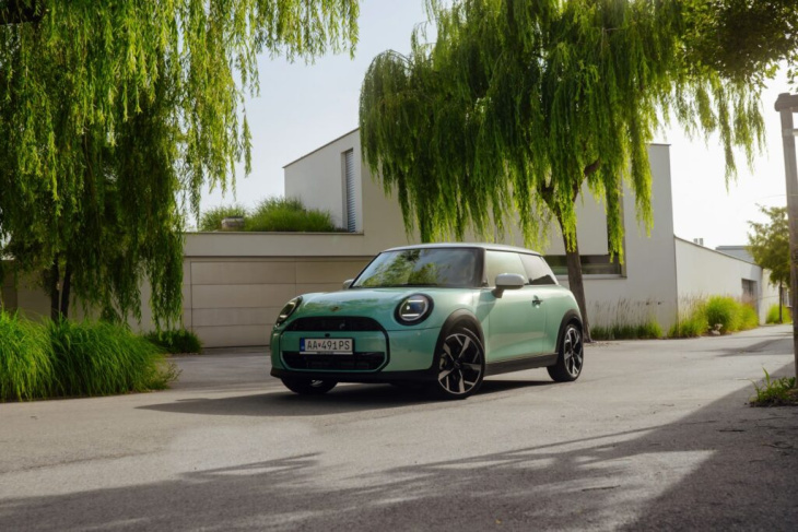 mini cooper c f66: das ist das günstigste auto der bmw group