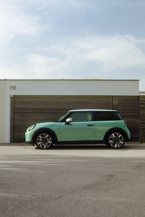 mini cooper c f66: das ist das günstigste auto der bmw group