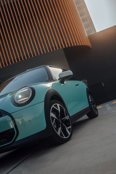 mini cooper c f66: das ist das günstigste auto der bmw group