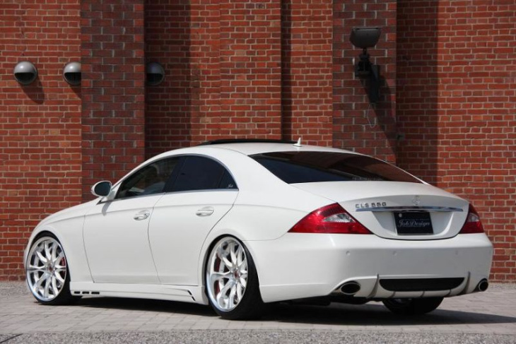 tuner jobdesign stylt den mercedes cls 550