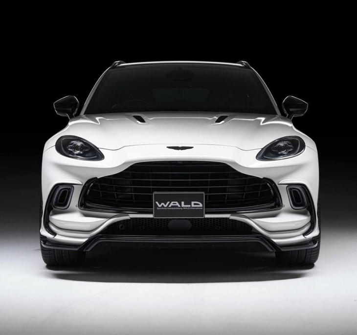 aston martin dbx mit bodykit vom tuner wald internationale!