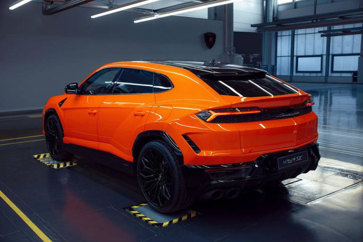 vorstellung lamborghini urus se: stier am stecker