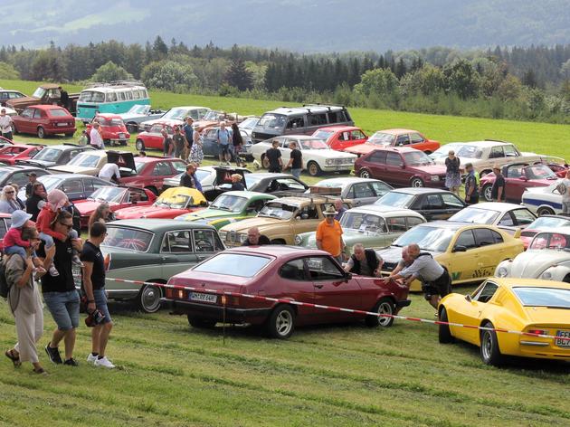 „gipfeltreffen“ am hohen peißenberg lockt oldtimer-freunde an