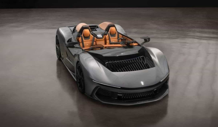 automobili pininfarina bringt den supercar b95 gotham heraus, inspiriert von batman aus dc comics