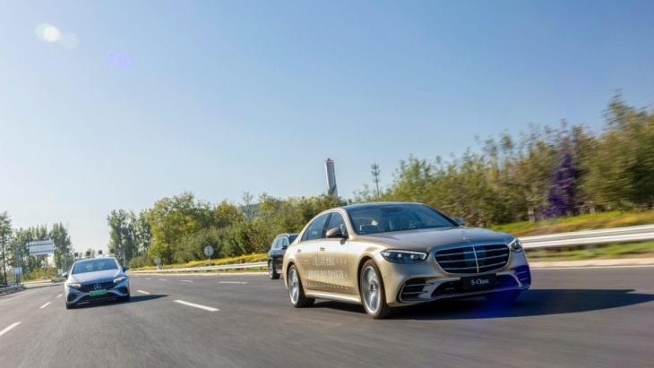 stufe 4 autonomes fahren: mercedes erhält grünes licht für tests in china.