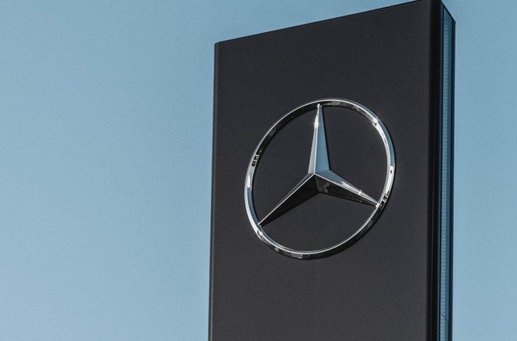 mercedes bringt feedback-app in viele fahrzeuge