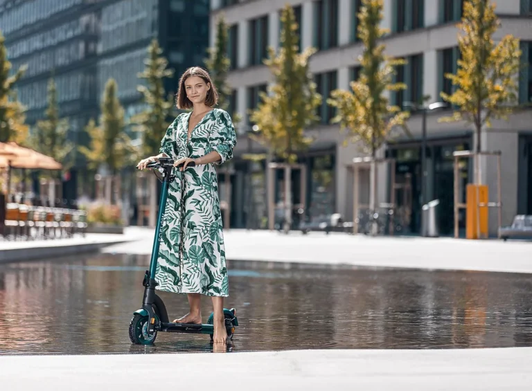 niu kqi3 e-scooter: der smarte begleiter für die stadt!