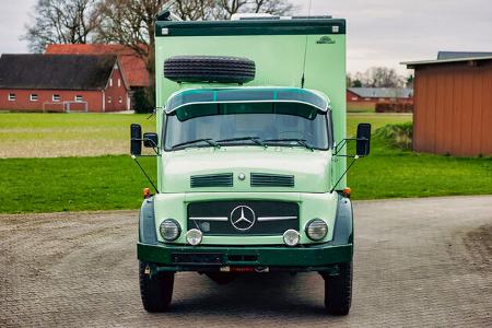 4x4 oldtimer-expeditionsmobil im traumzustand