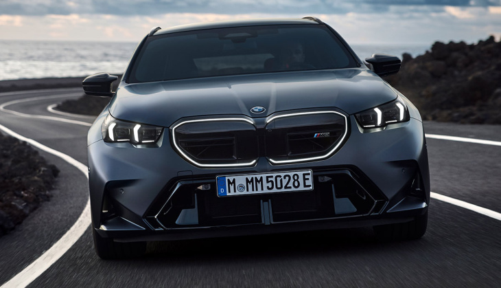 bmw m5 touring mit plug-in-hybridantrieb startet im november