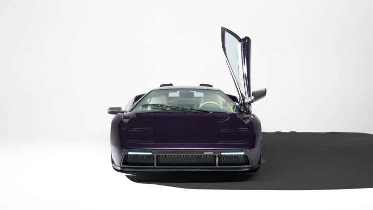 eccentrica v12: restomod auf basis des lamborghini diablo