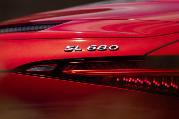 luxus auf vier rädern: mercedes-maybach sl 680 monogram series!