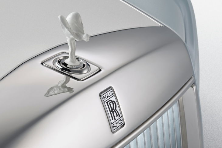 rolls-royce: kühlerfigur in keramik-ausführung