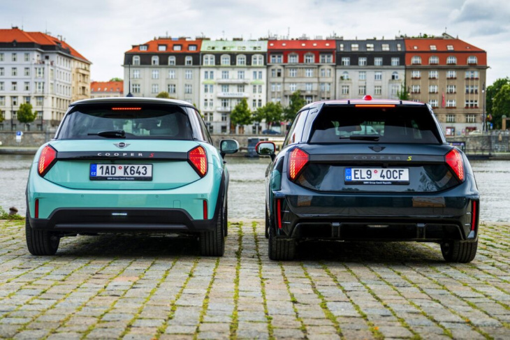 j01 trifft f66: neue mini cooper s und se im direkten vergleich