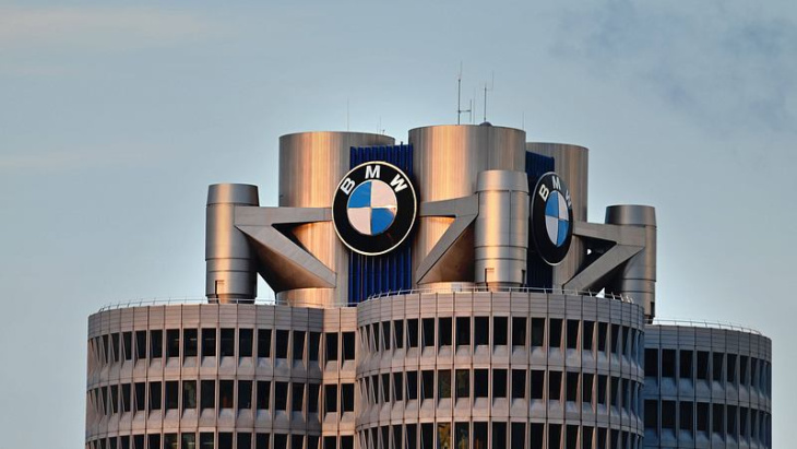 unfassbar: bmw ruft 720.000 autos zurück!