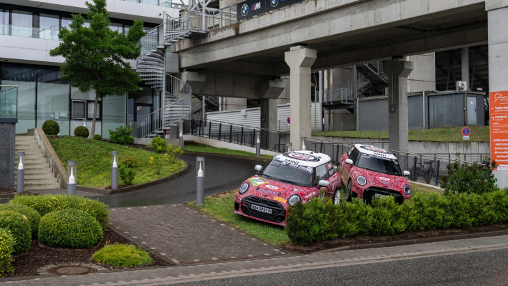 mini john cooper works für 2025 fährt zweigleisig